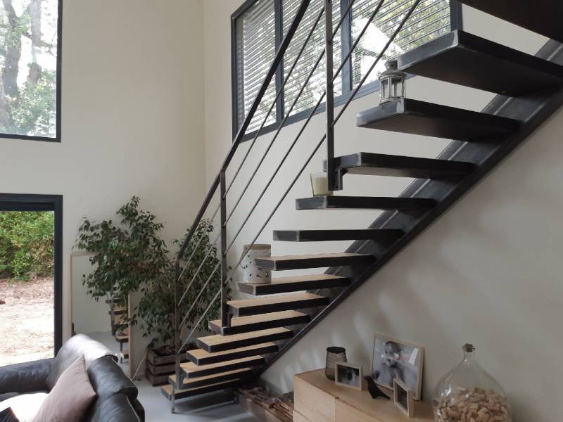 acheter un escalier suspendu métal et bois à Paris